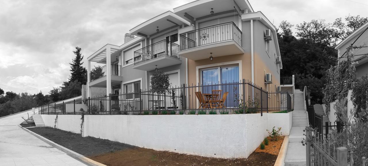 Apartment Soleada Vida แฮร์เซ็ก-โนวี ภายนอก รูปภาพ