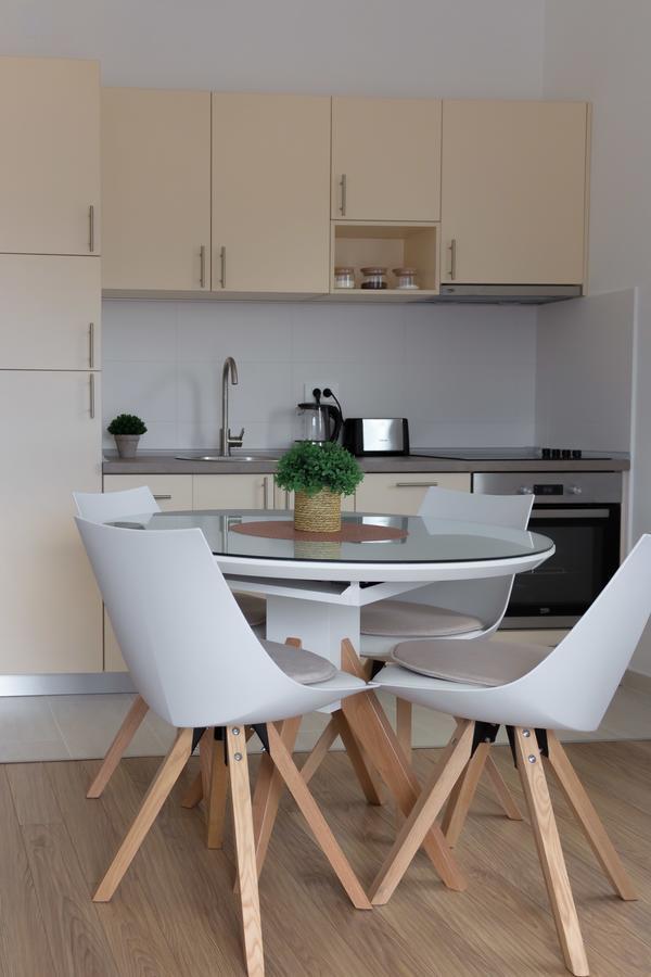 Apartment Soleada Vida แฮร์เซ็ก-โนวี ภายนอก รูปภาพ