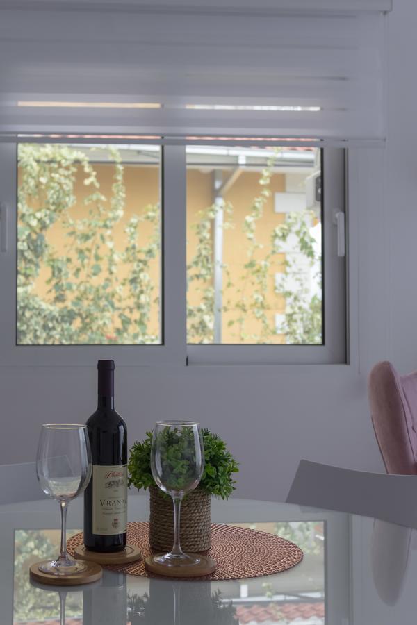 Apartment Soleada Vida แฮร์เซ็ก-โนวี ภายนอก รูปภาพ